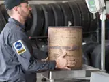 Diesel Particulate Filter technician